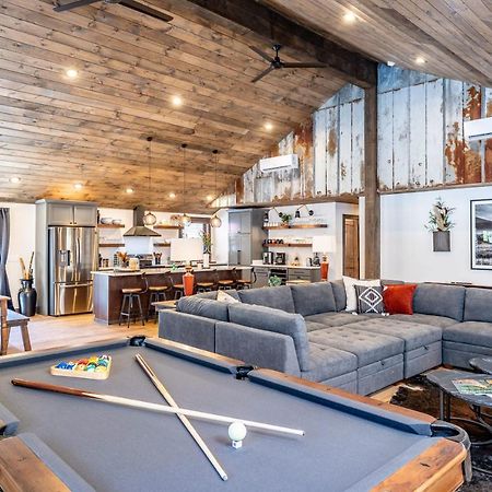 New Rustic Luxe Cabin Billiards Spa Near Gsmnp Таунсенд Экстерьер фото