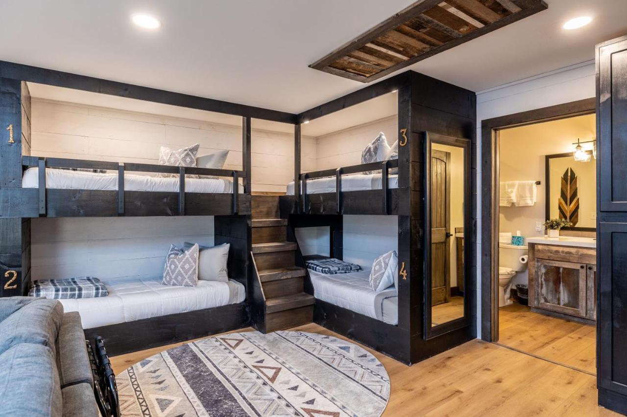 New Rustic Luxe Cabin Billiards Spa Near Gsmnp Таунсенд Экстерьер фото