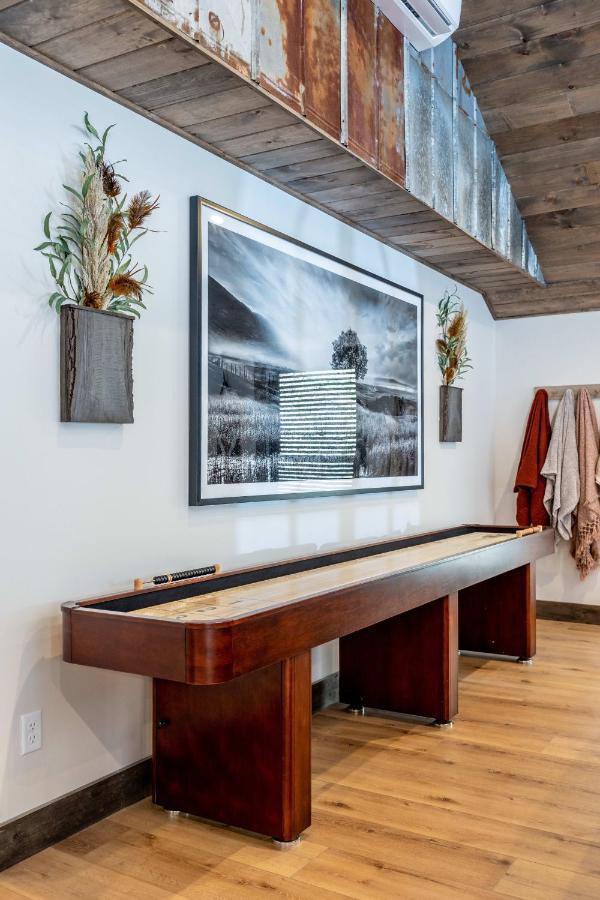 New Rustic Luxe Cabin Billiards Spa Near Gsmnp Таунсенд Экстерьер фото