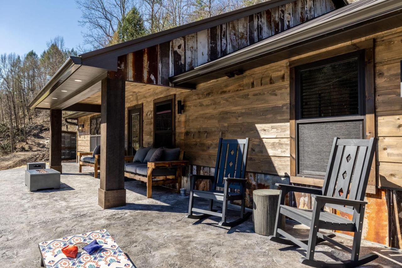 New Rustic Luxe Cabin Billiards Spa Near Gsmnp Таунсенд Экстерьер фото
